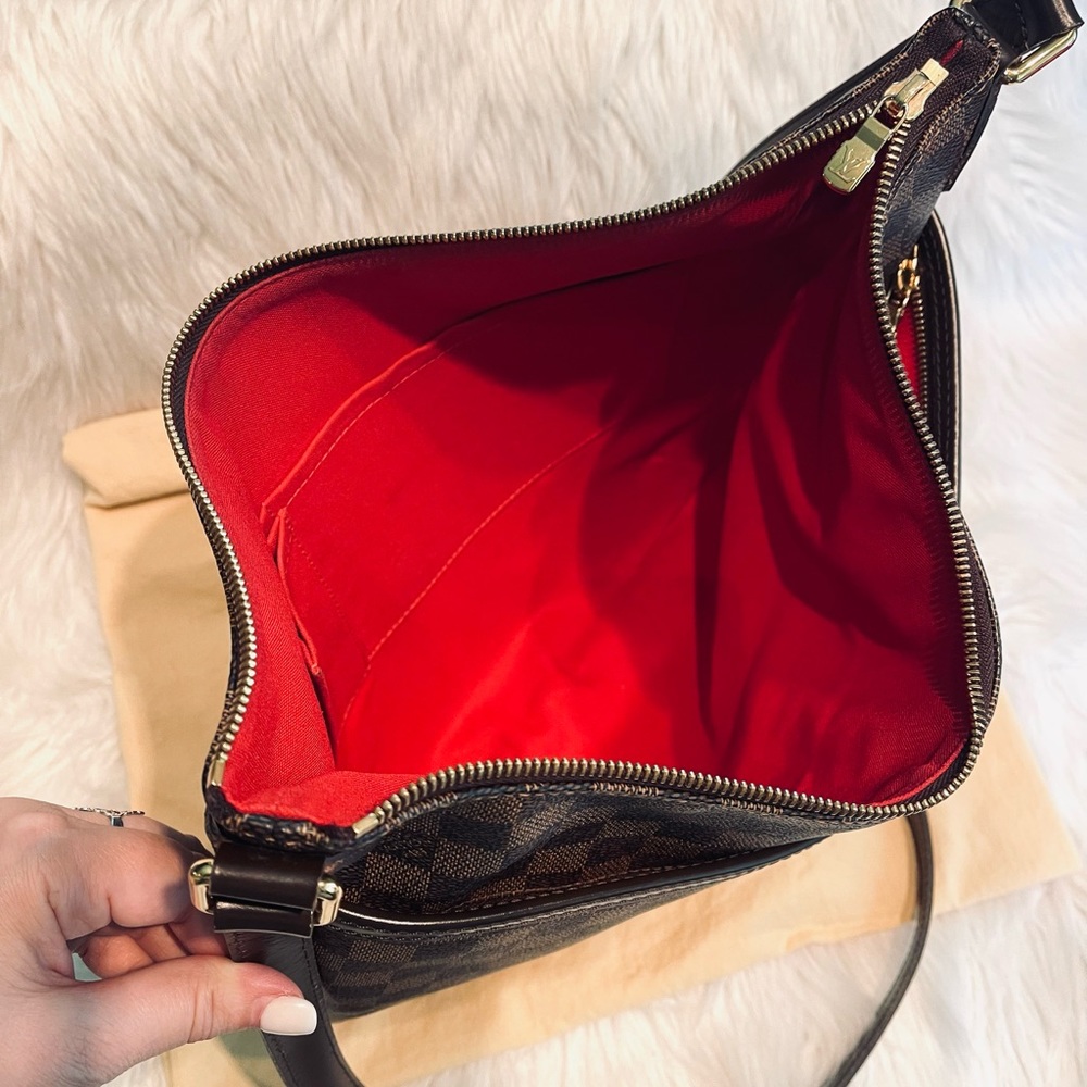 RARE! LOUIS VUITTON Bloomsbury GM (Largest size) Damier Ebene Crossbody - Picture 13 of 16